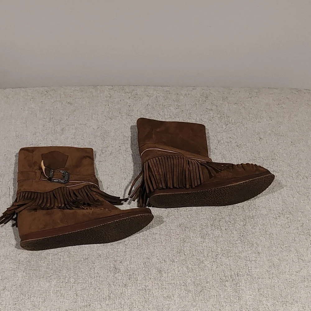 Moccasins - Picture 2 of 2